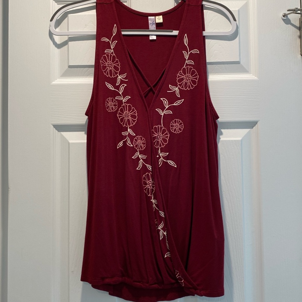 Never worn maroon tank top